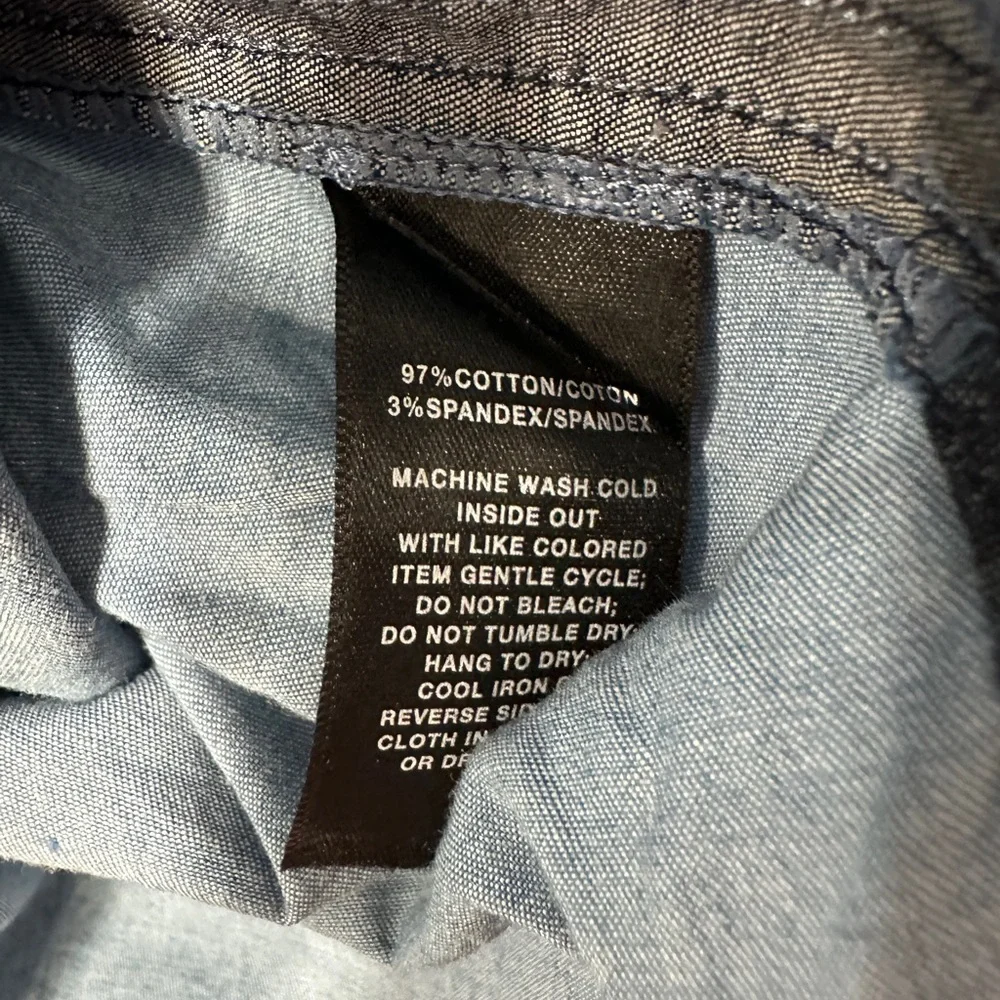 Lafayette 148 New York Casual Blue Button Down Shirt - Picture 5 of 5